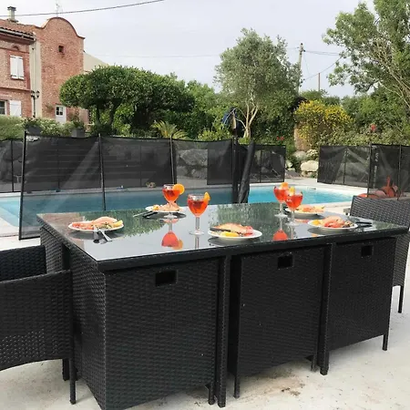 Gite de lucat Hébergement de vacances *